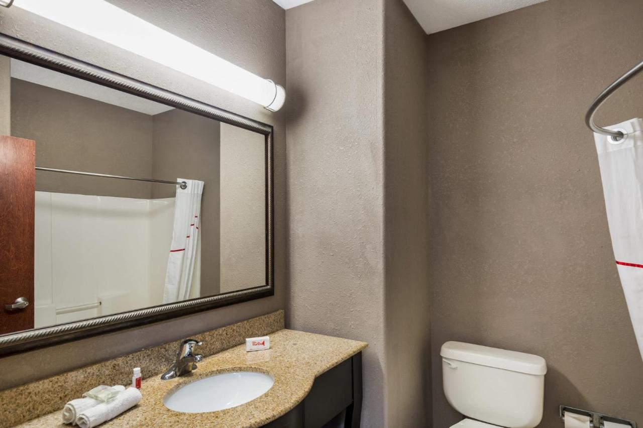 Red Roof Inn & Suites Bloomsburg - Mifflinville Esterno foto